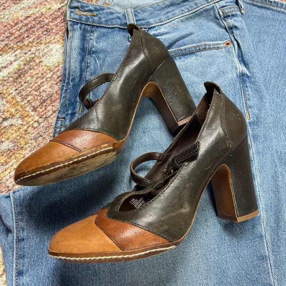Frye Shoes - Frye Adrienne T-Strap Mary Jane Heels Brown Size 7.5
